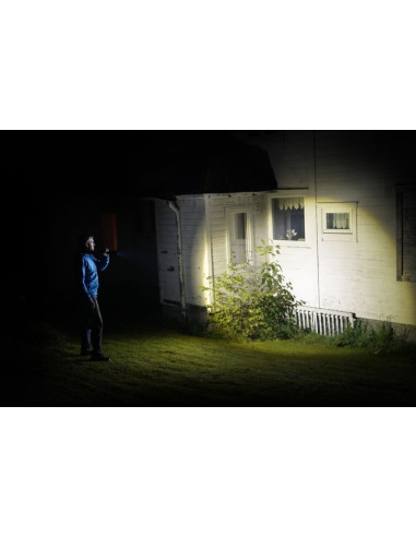 LEDLENSER - P17R CORE - Flashlight - rechargeable - 1200 lumen - IP54 - focus - Sécurité