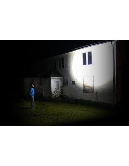 LEDLENSER P17R Core – Rechargeable Flashlight 1200 lm