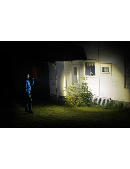 LEDLENSER P17R Core – Rechargeable Flashlight 1200 lm